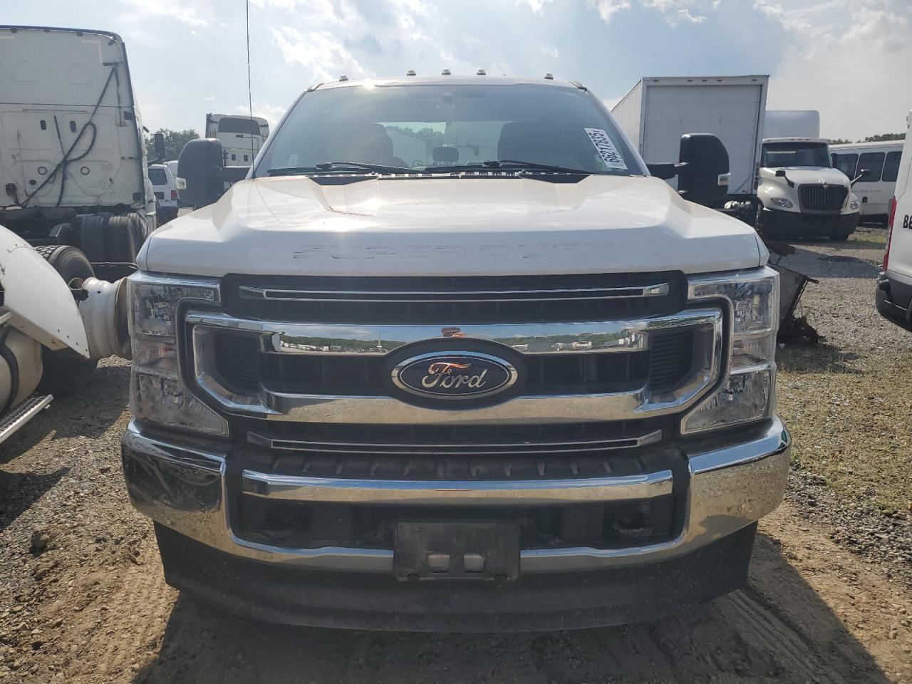 2021 Ford F350 Super Duty - Фото 5