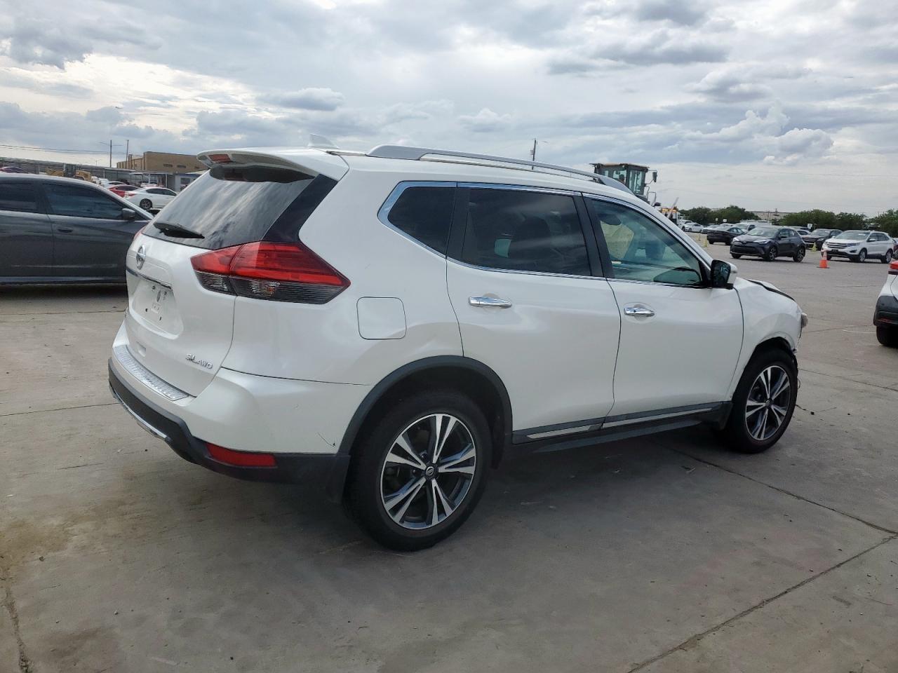 2017 Nissan Rogue Sv - Фото 3