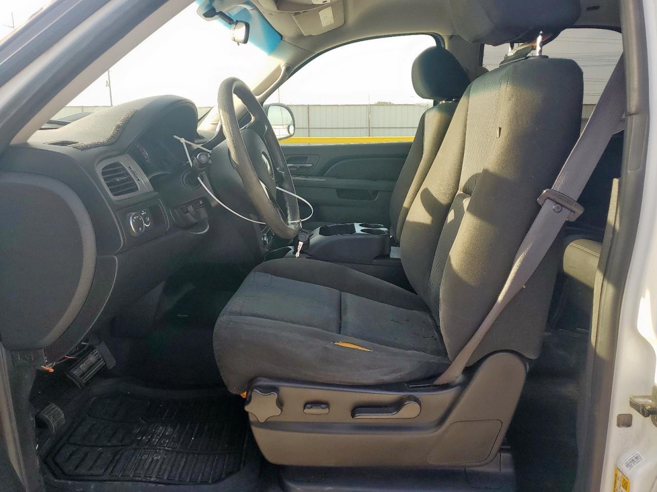 2010 Chevrolet Tahoe C1500 Ls - Image 7
