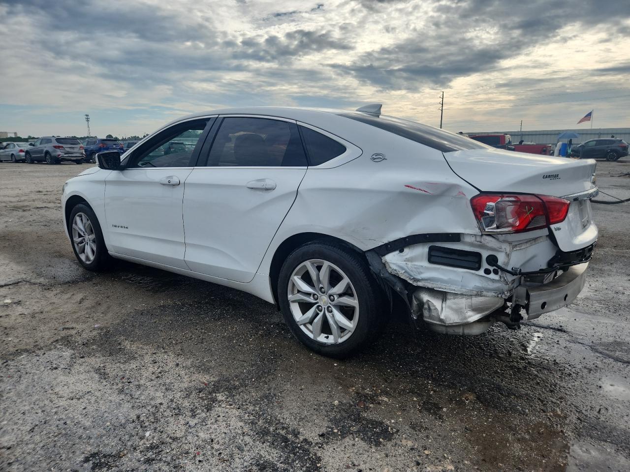 2018 Chevrolet Impala Lt - Фото 2