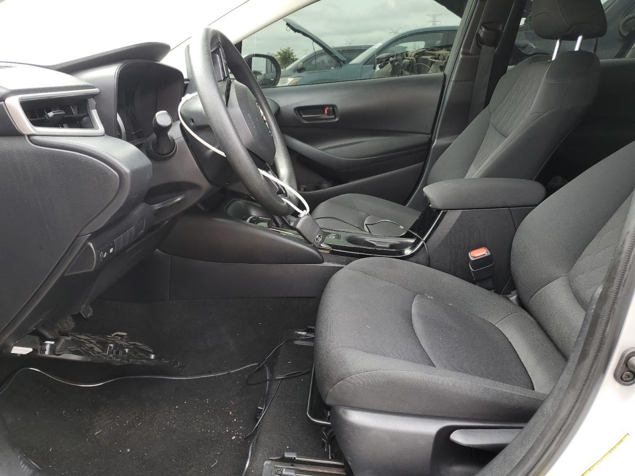 2022 Toyota Corolla Le - Image 7