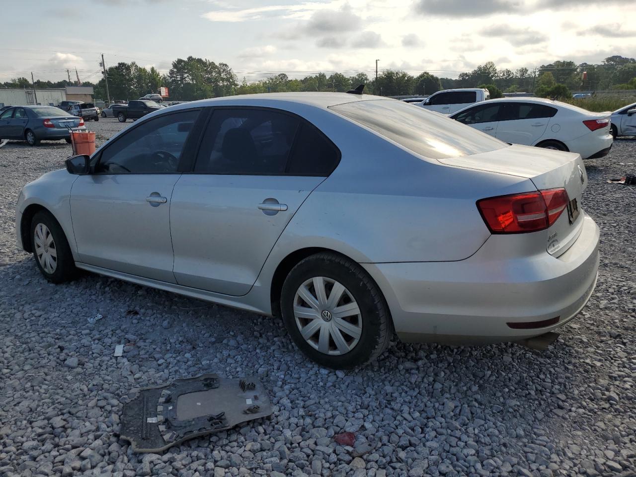 2015 Volkswagen Jetta Base - Фото 2