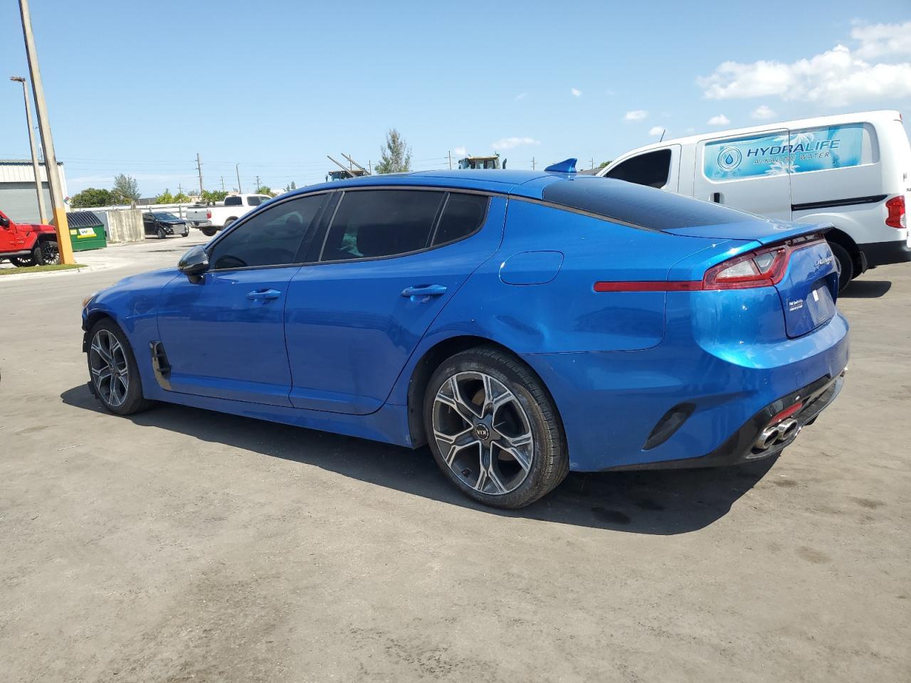 2021 Kia Stinger - Фото 2