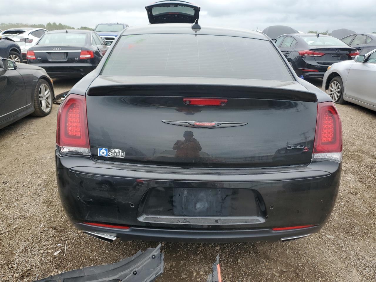 2021 Chrysler 300 S - Фото 6