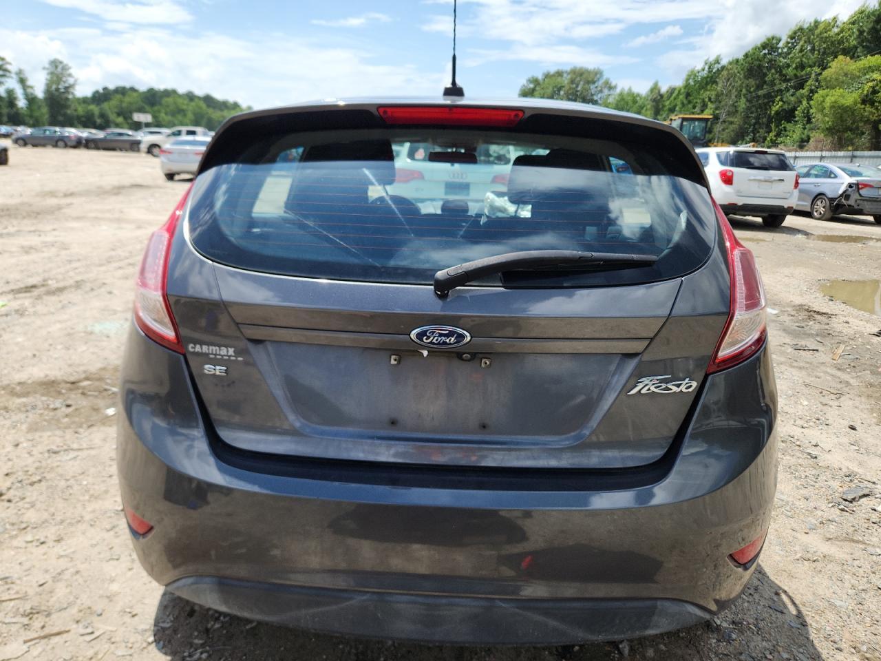 2018 Ford Fiesta Se - Image 6