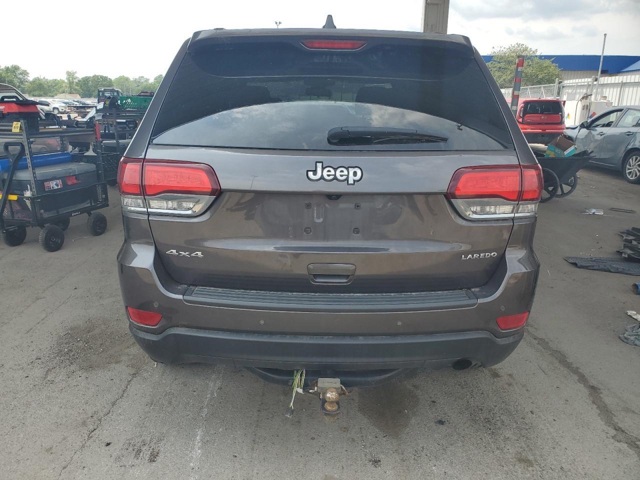 2020 Jeep Grand Cherokee Laredo - Фото 6