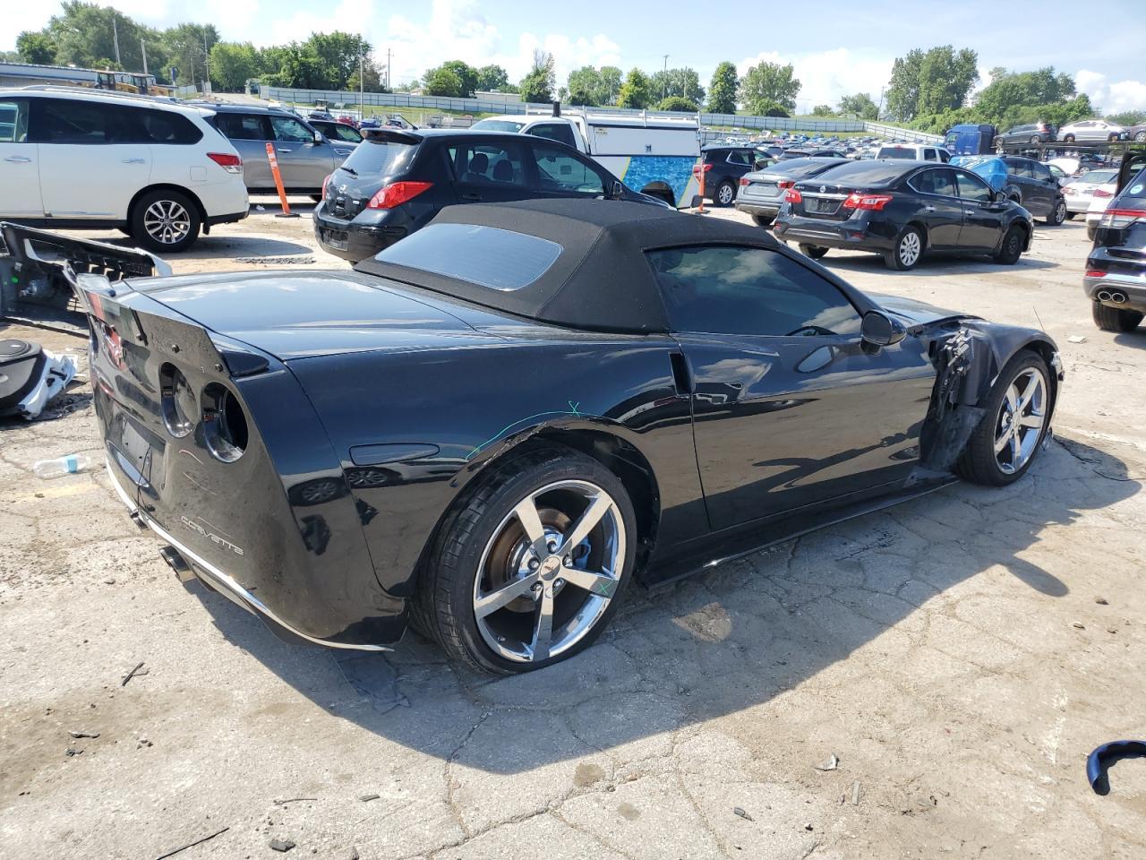 2010 Chevrolet Corvette - Фото 3