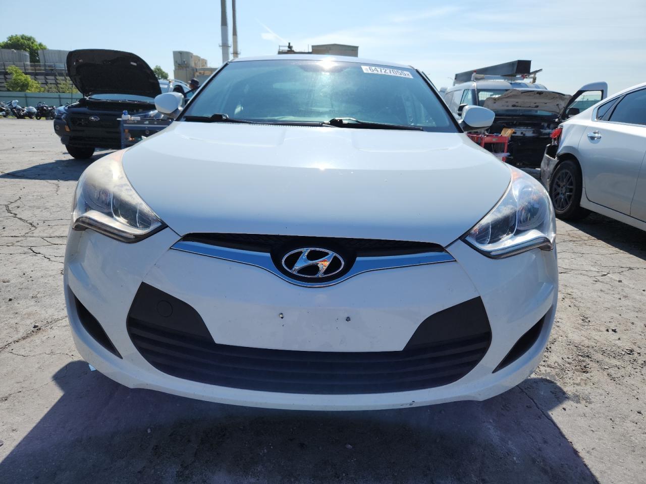2016 Hyundai Veloster - Фото 5