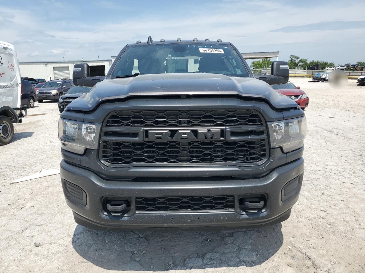 2024 Ram 3500 Tradesman - Фото 5