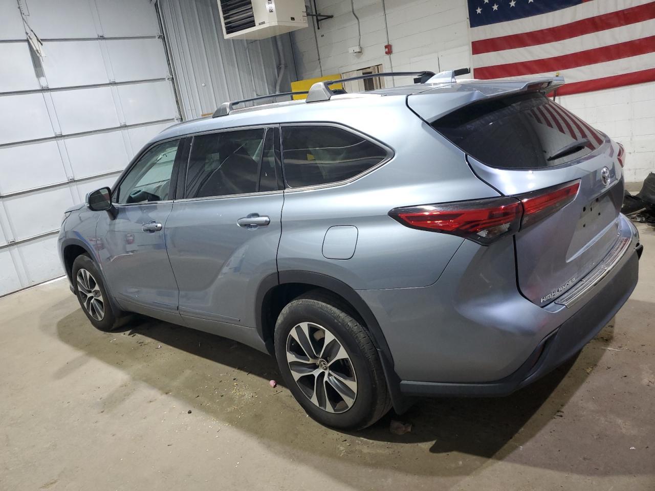 2020 Toyota Highlander Xle - Фото 2