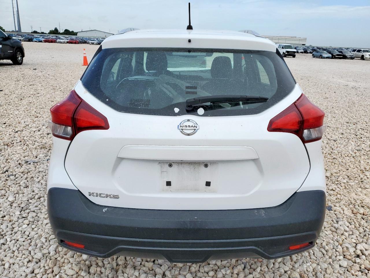 2018 Nissan Kicks S - Фото 6