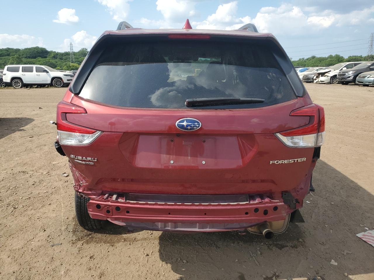 2020 Subaru Forester Premium - Фото 6