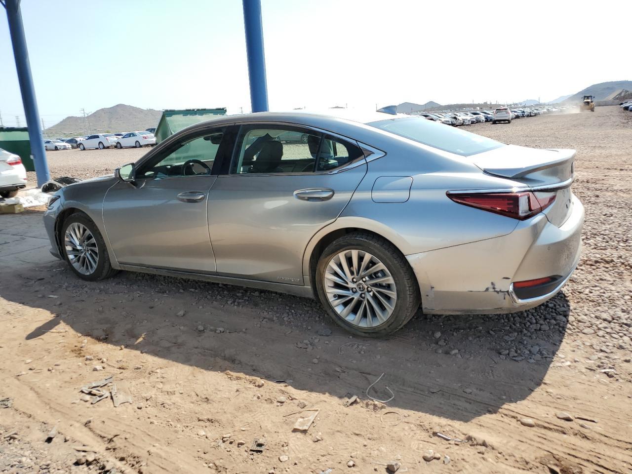 2019 Lexus Es 300H - Фото 2