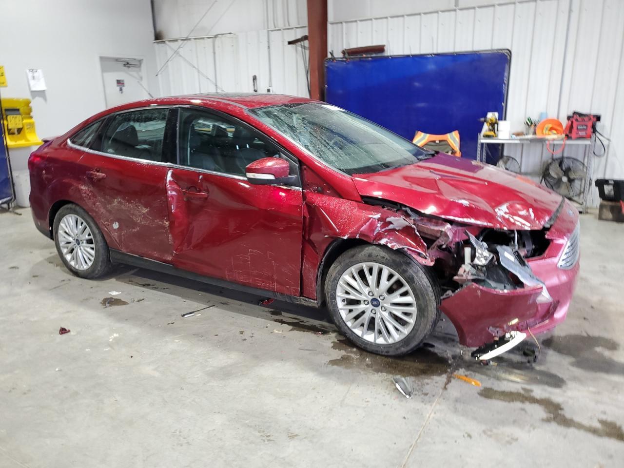 2017 Ford Focus Titanium - Image 4