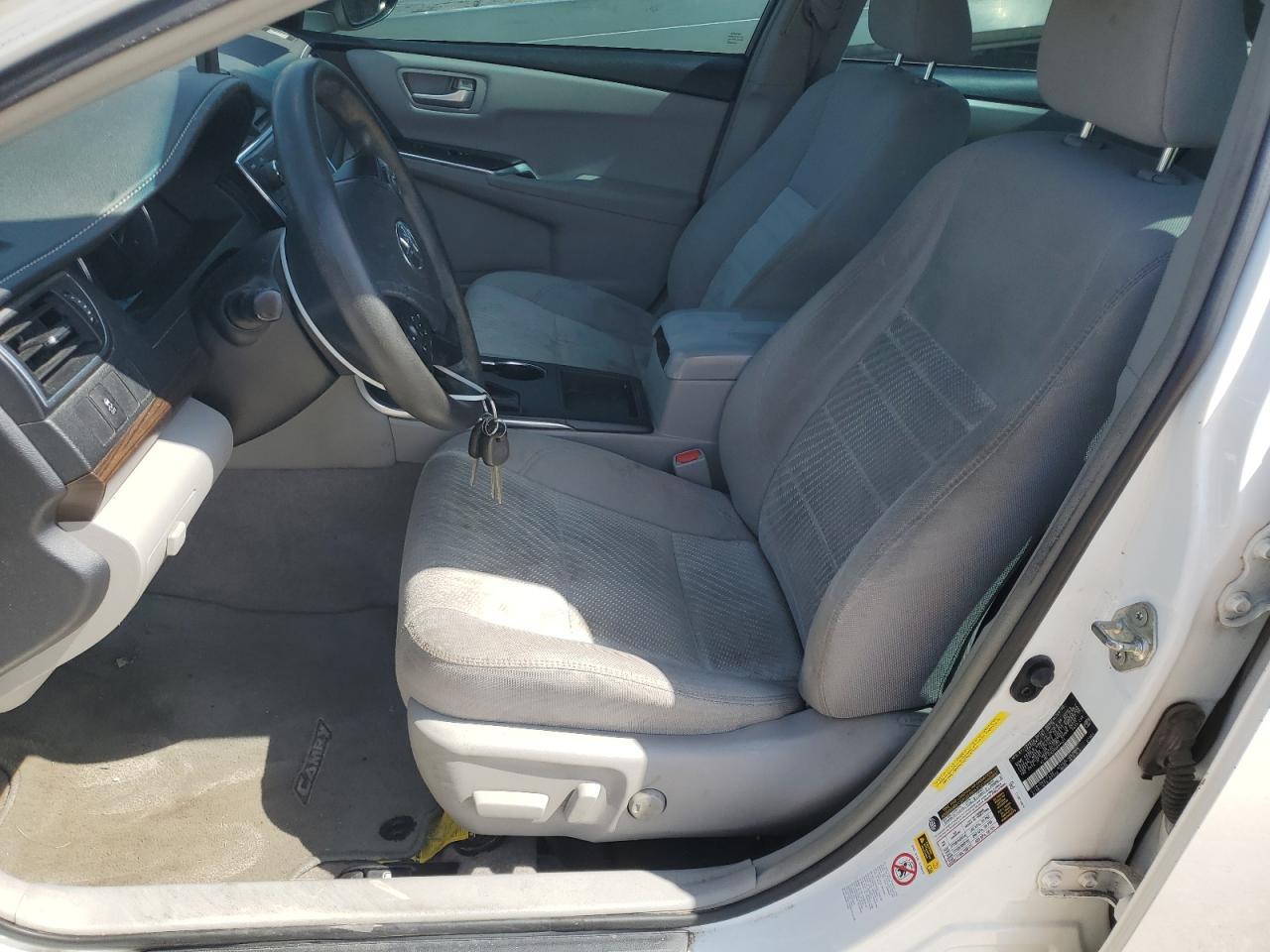 2017 Toyota Camry Le - Image 7
