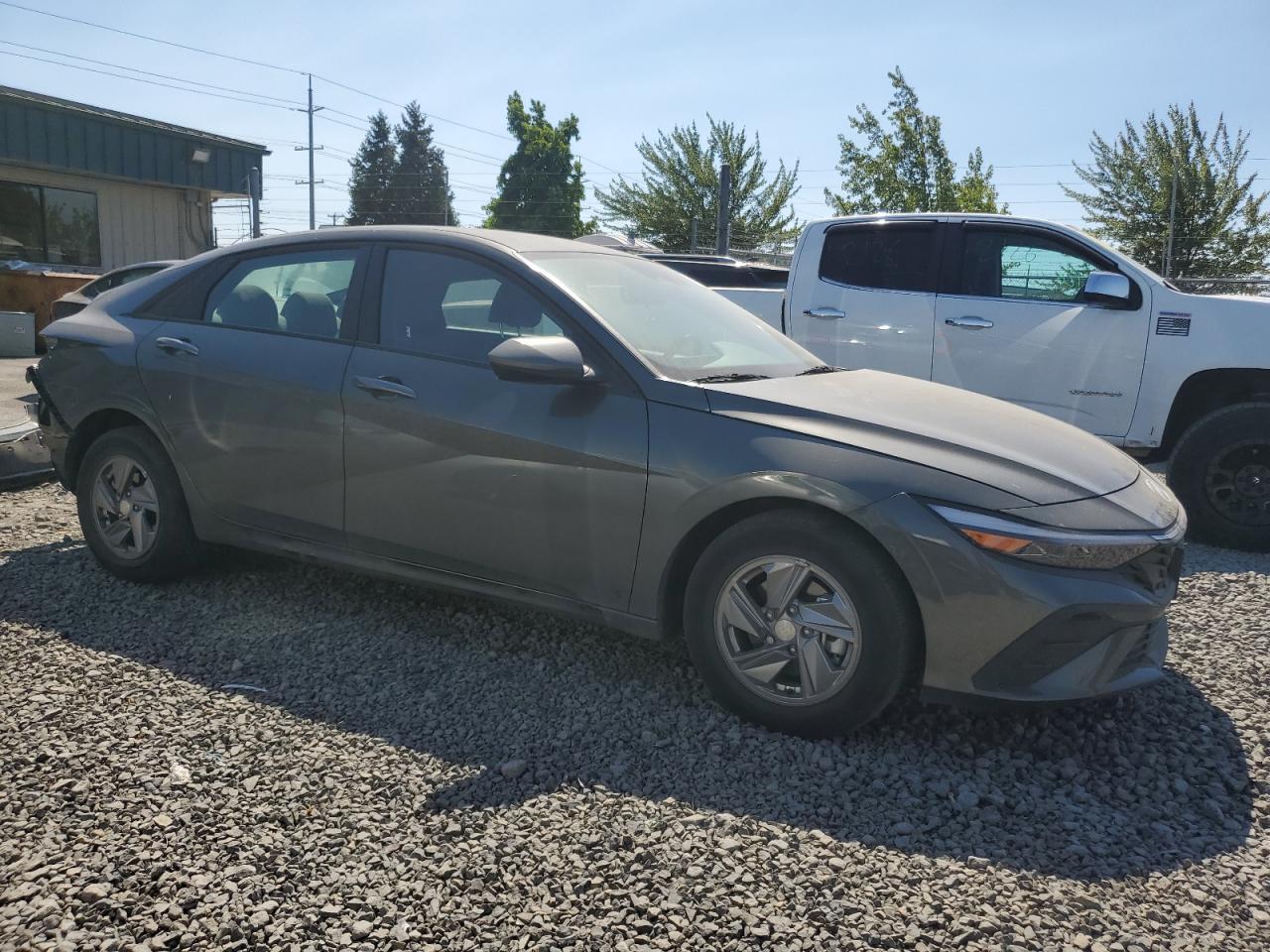 2024 Hyundai Elantra Se - Image 4