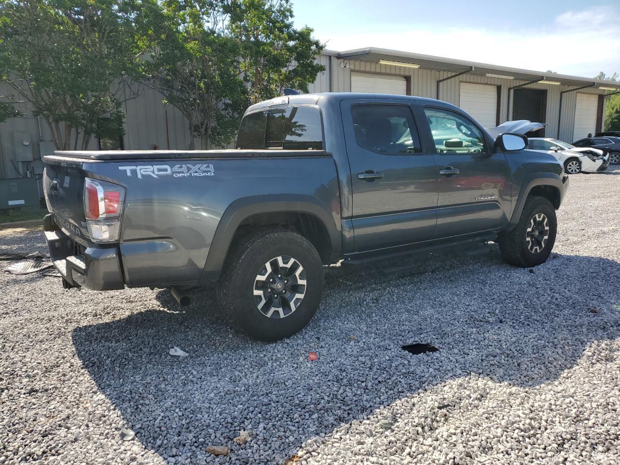 2022 Toyota Tacoma Double Cab - Image 3