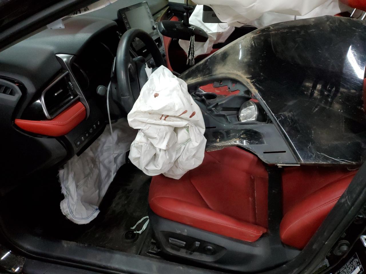 2021 Toyota Camry Xse - Фото 7