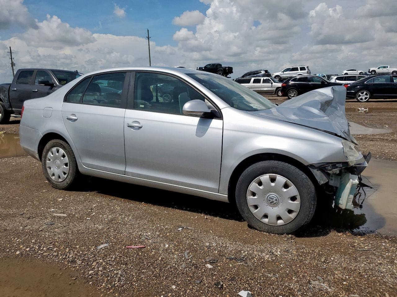 2005 Volkswagen New Jetta Value - Фото 4