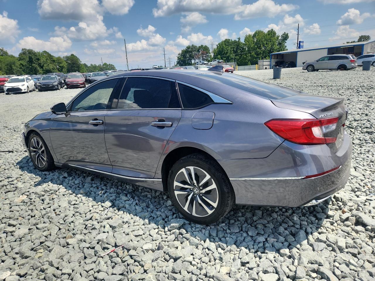 2019 Honda Accord Touring Hybrid - Фото 2