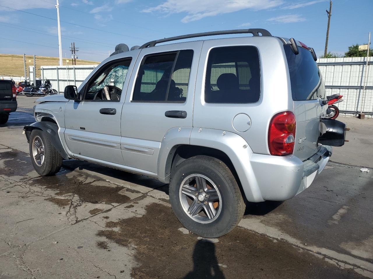 2003 Jeep Liberty Renegade - Image 2
