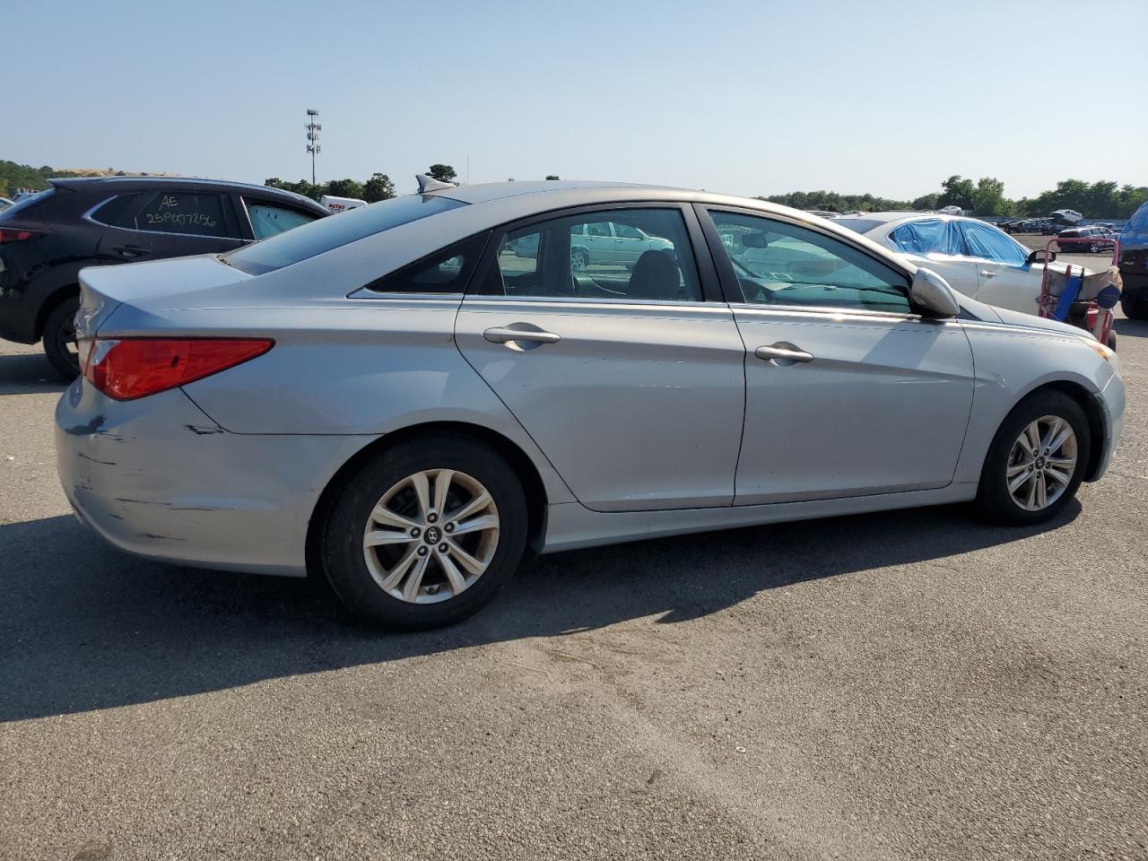 2011 Hyundai Sonata Gls - Фото 3