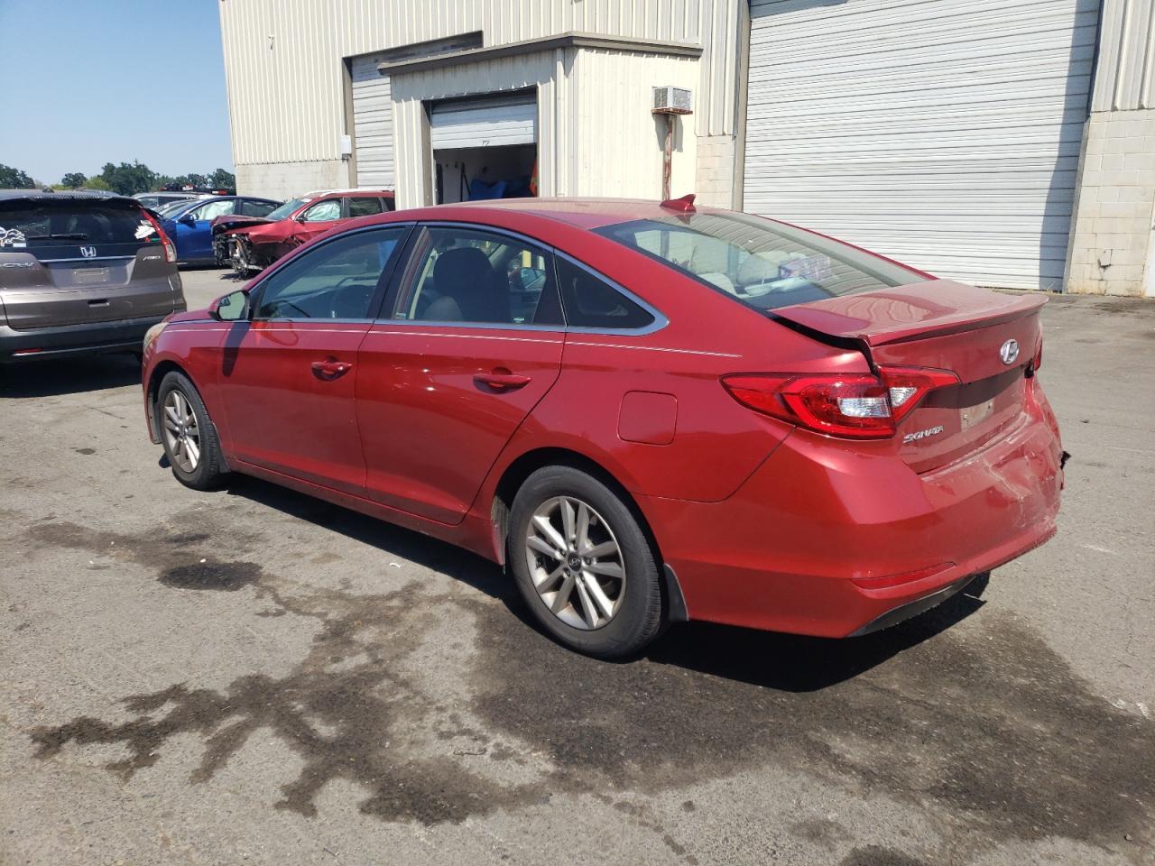 2017 Hyundai Sonata Se - Фото 2