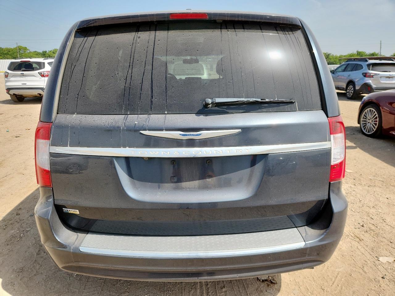 2014 Chrysler Town & Country Touring - Фото 6