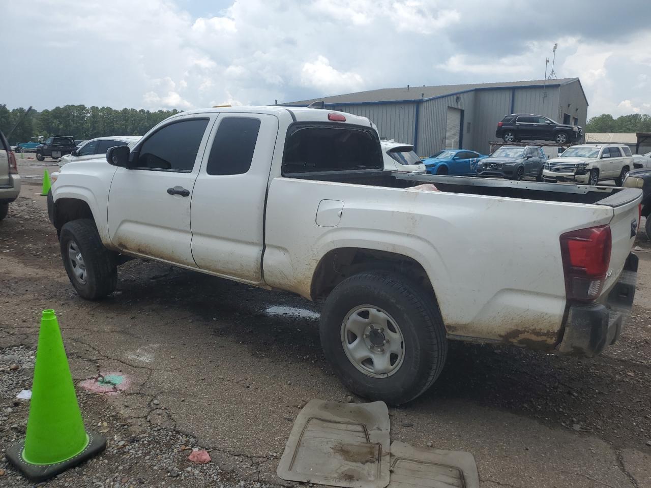 2020 Toyota Tacoma Access Cab - Фото 2