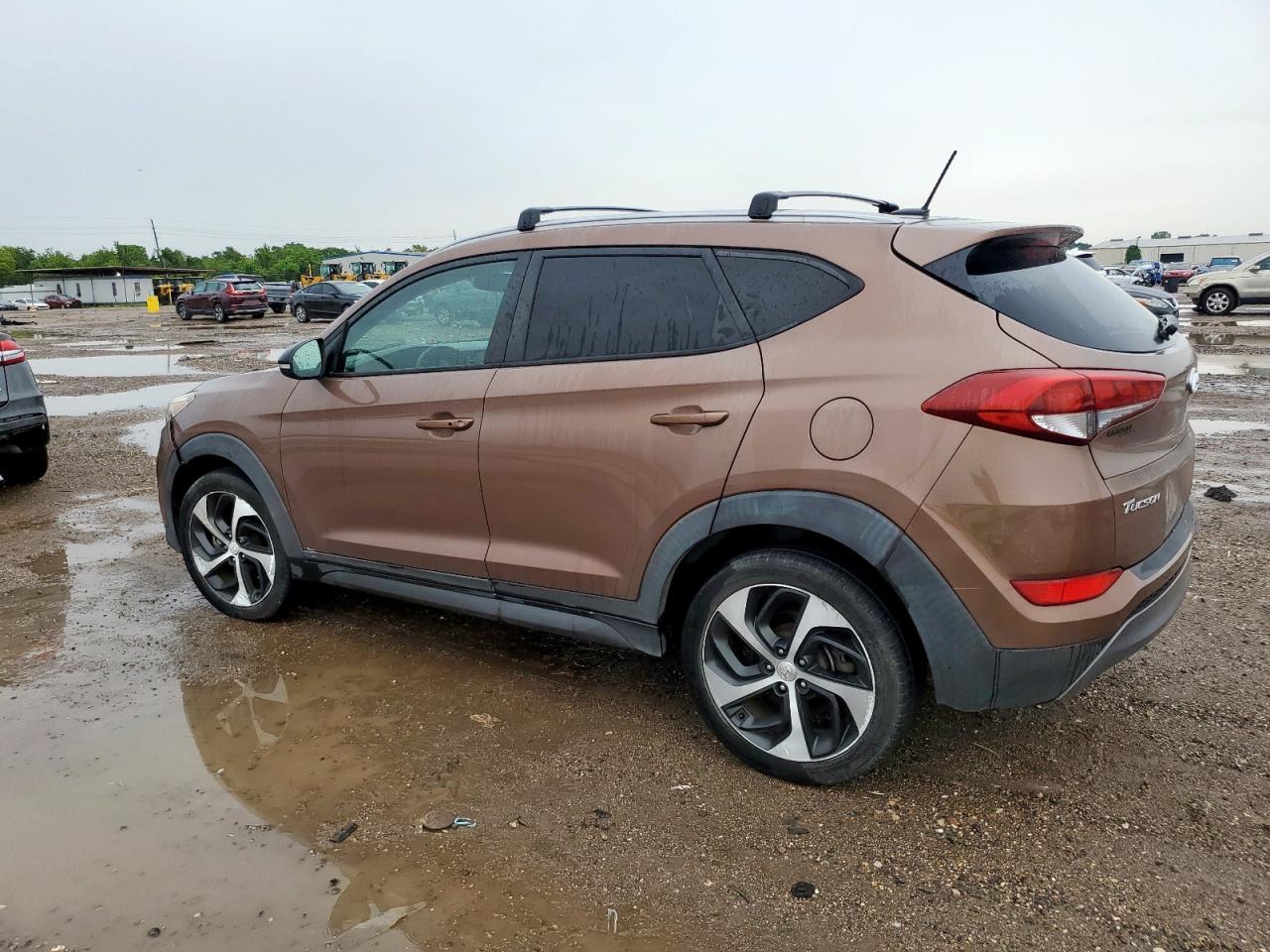 2016 Hyundai Tucson Limited - Image 2