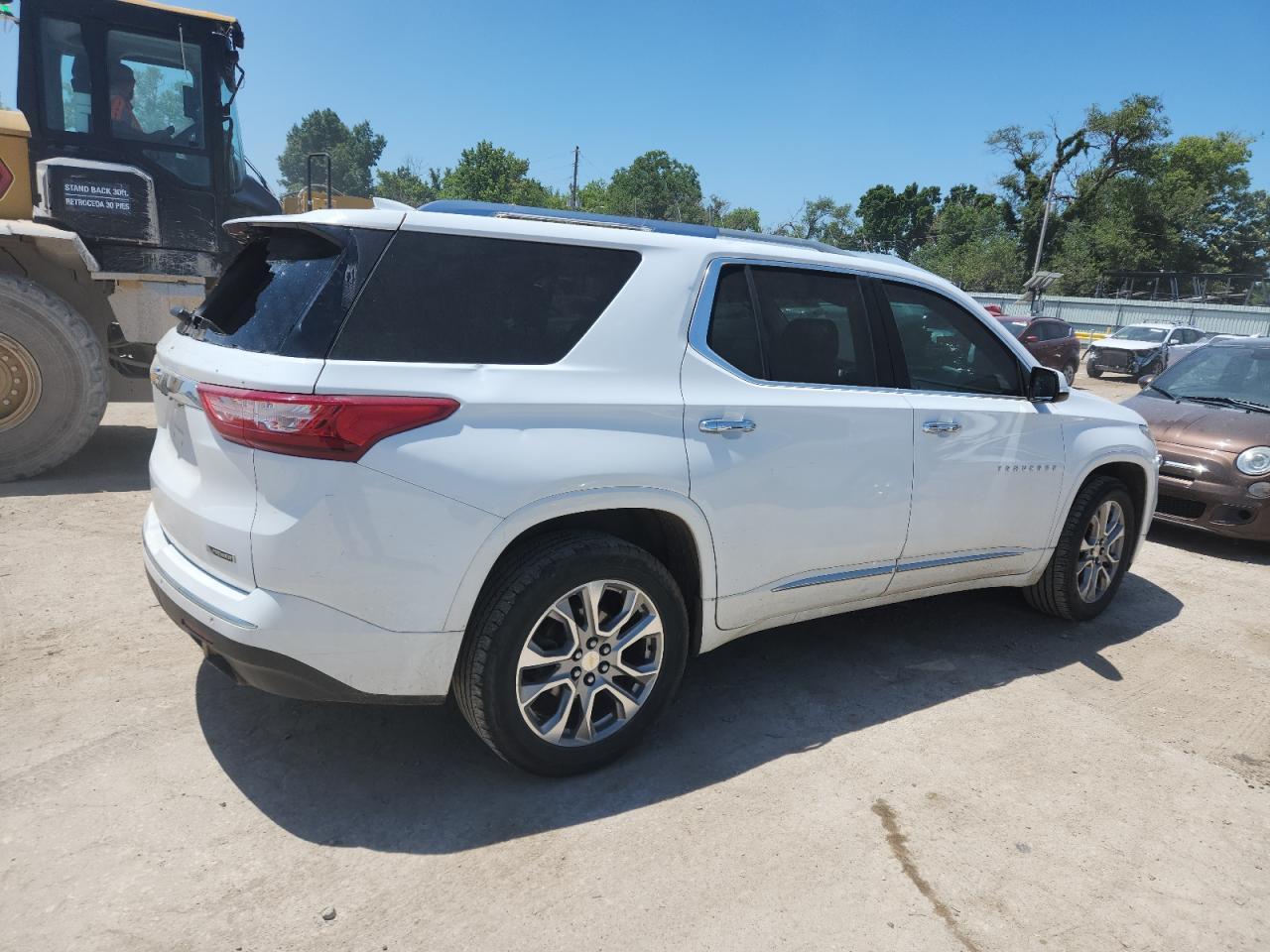 2018 Chevrolet Traverse Premier - Image 3