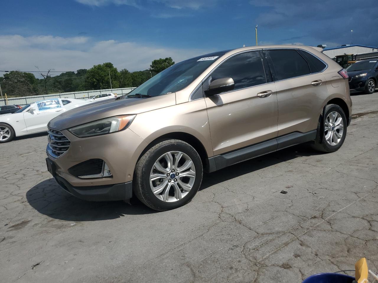 2020 Ford Edge Titanium