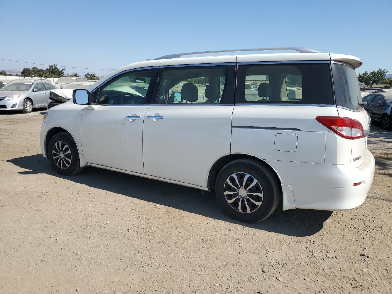 2014 Nissan Quest S - Image 2