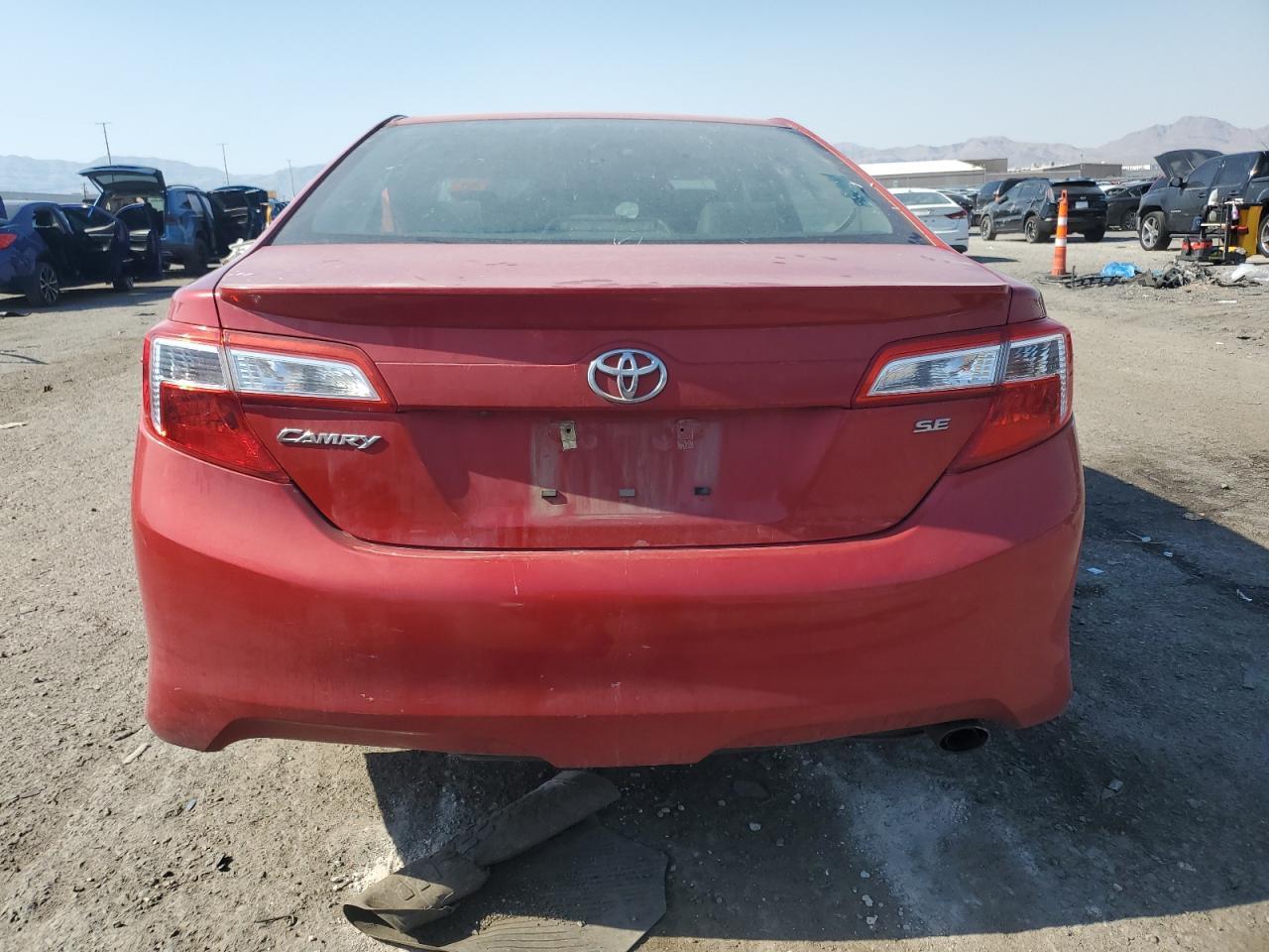 2014 Toyota Camry L - Фото 6