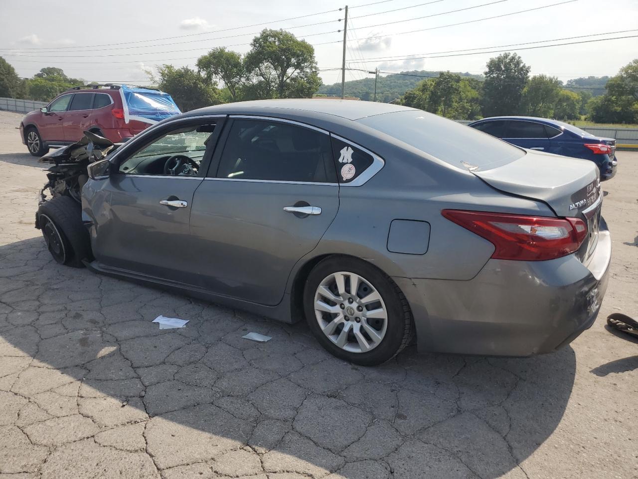 2018 Nissan Altima 2.5 - Image 2