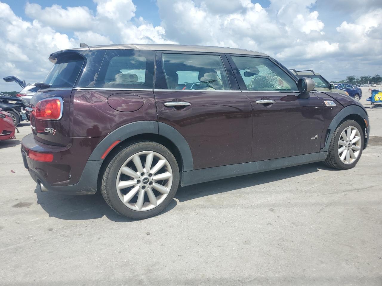 2019 Mini Cooper S Clubman All4 - Фото 3
