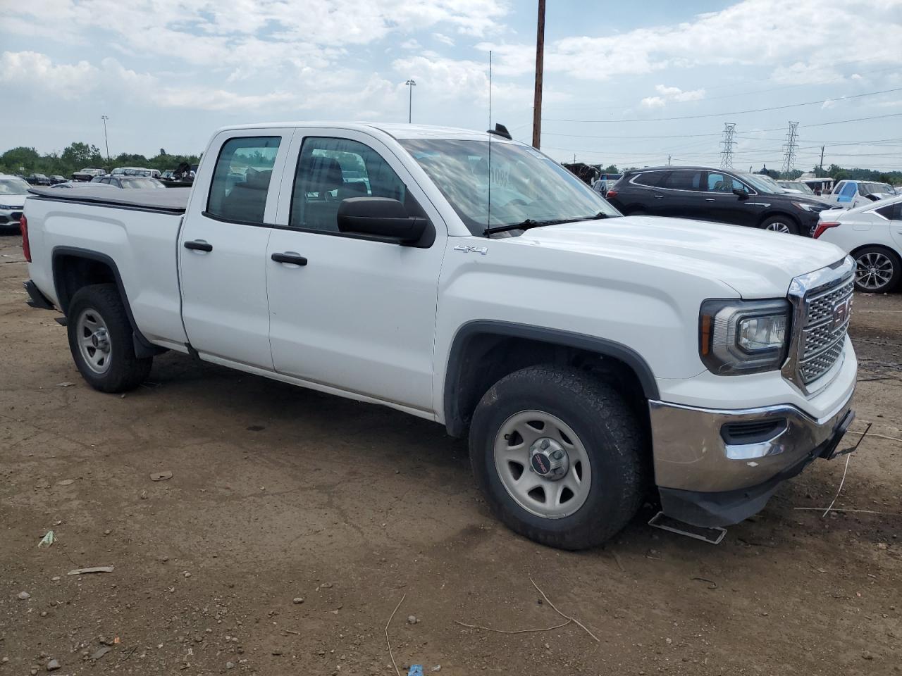 2017 GMC Sierra K1500 - Фото 4