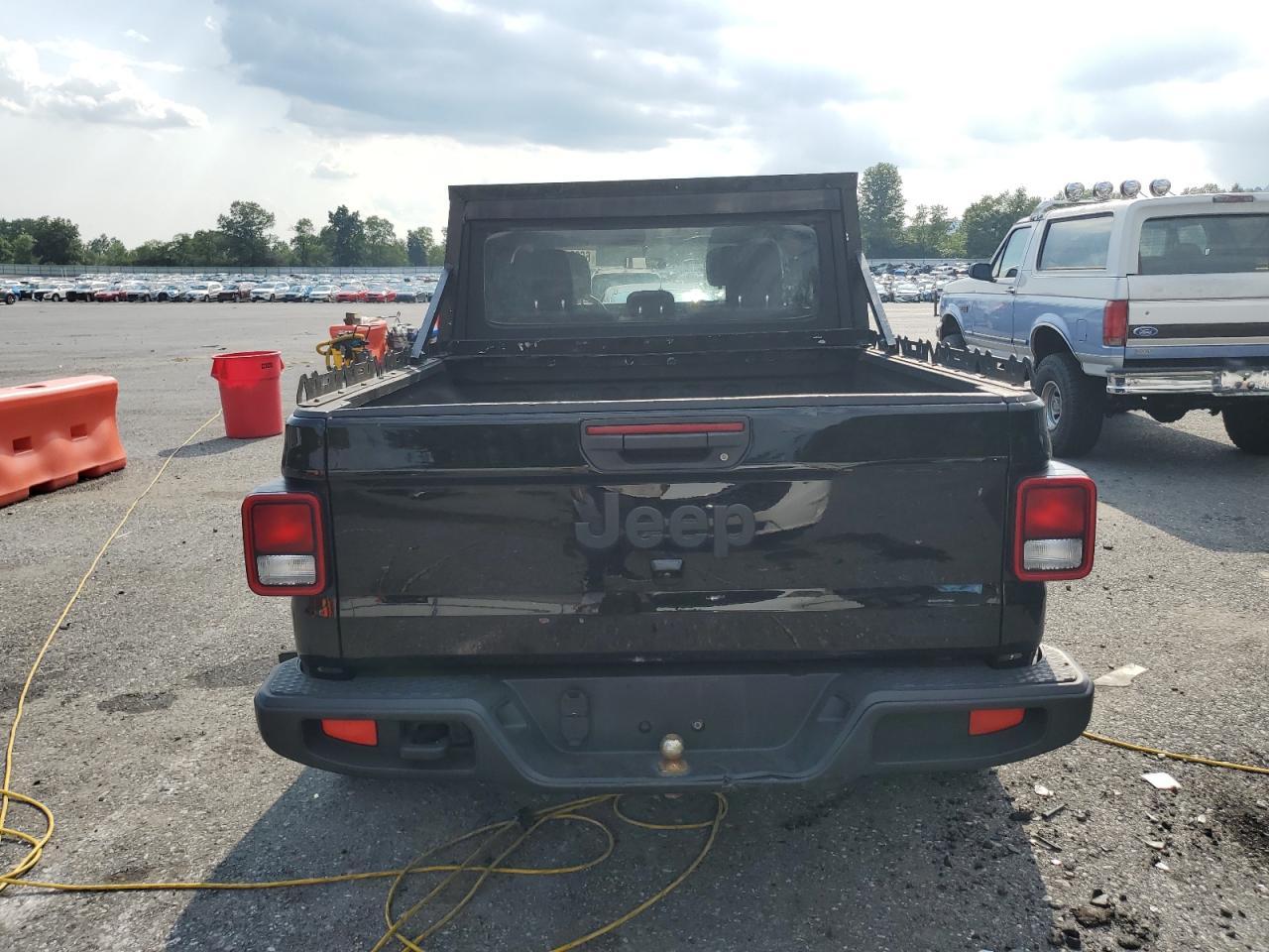 2021 Jeep Gladiator Sport - Image 6