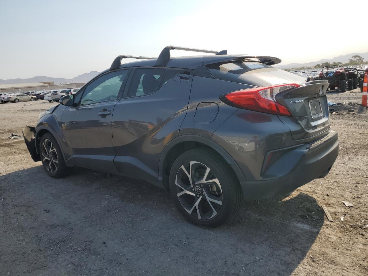 2018 Toyota C-Hr Xle - Image 2