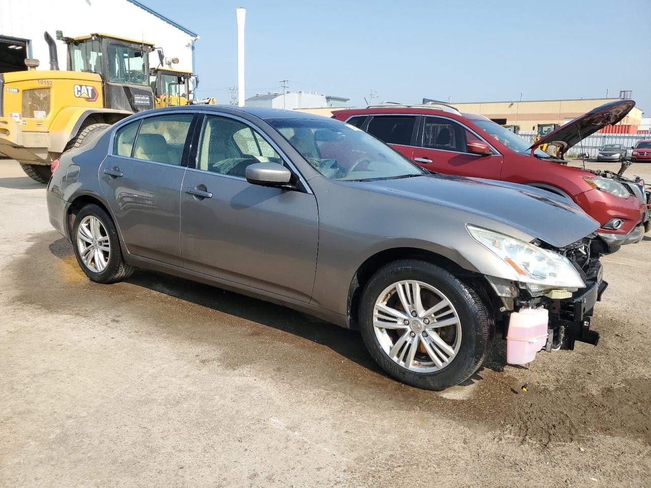 2010 Infiniti G37 - Фото 4