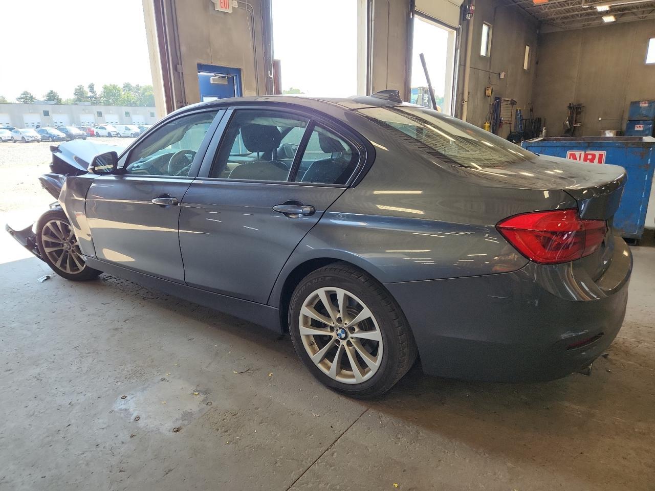2018 BMW 320 I - Фото 2