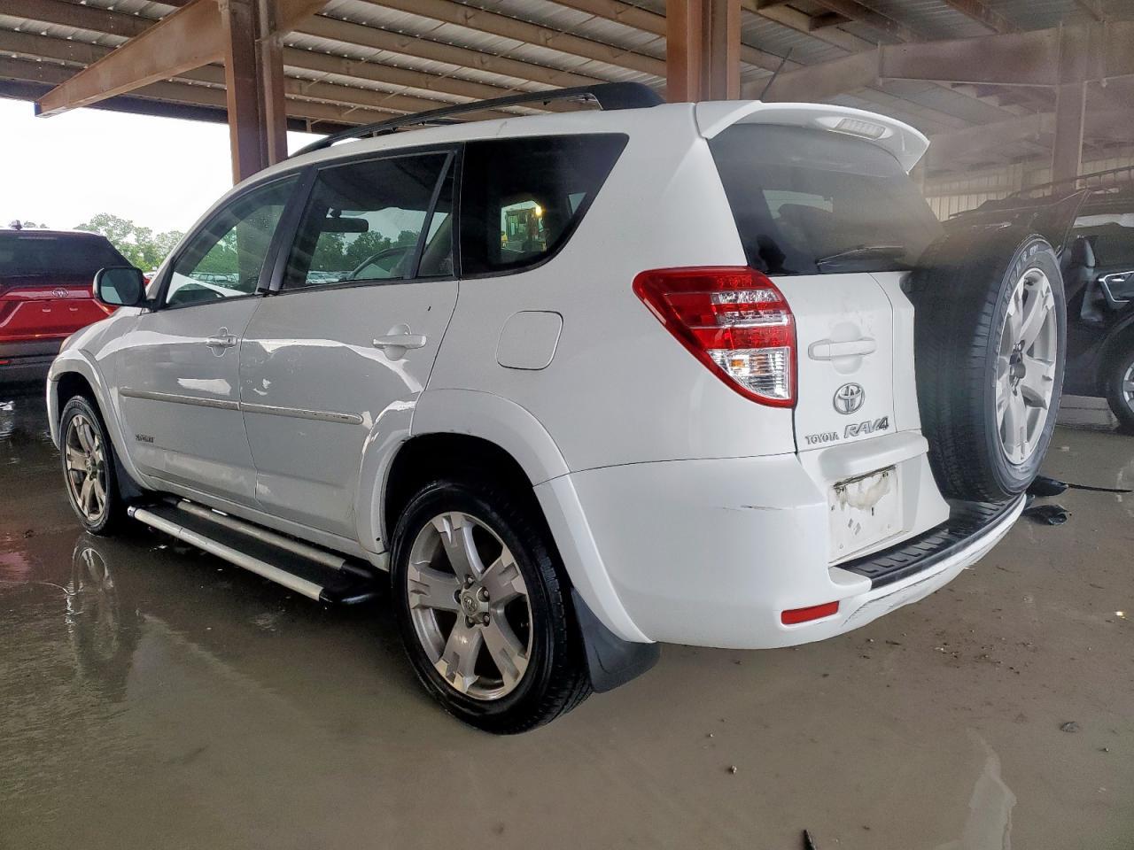 2009 Toyota Rav4 Sport - Фото 2