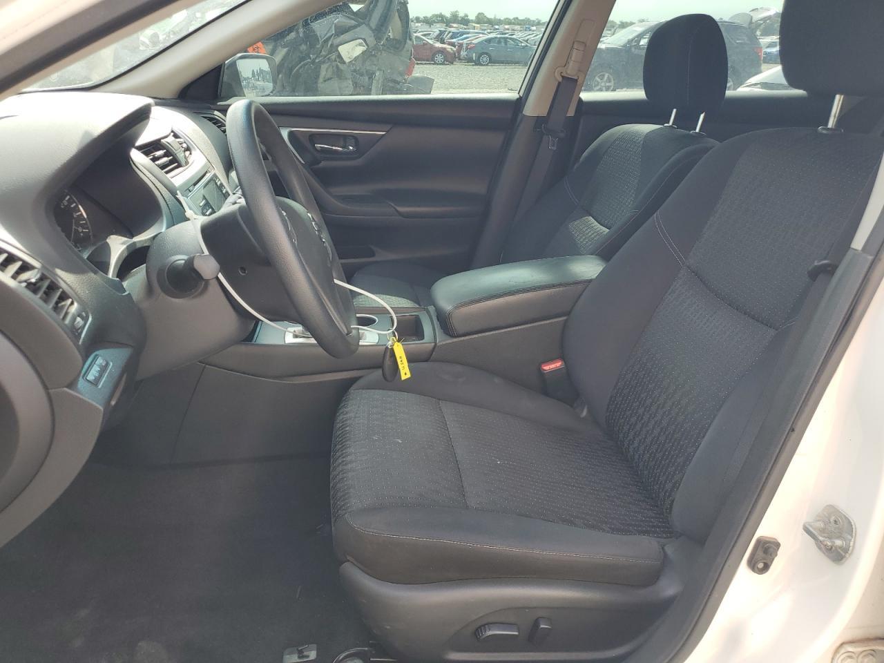 2016 Nissan Altima 2.5 - Фото 7