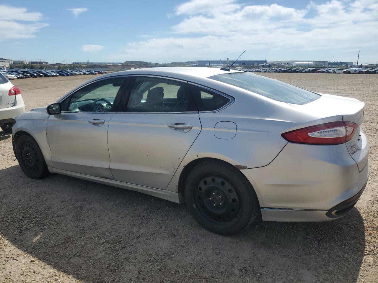2013 Ford Fusion Se - Фото 2