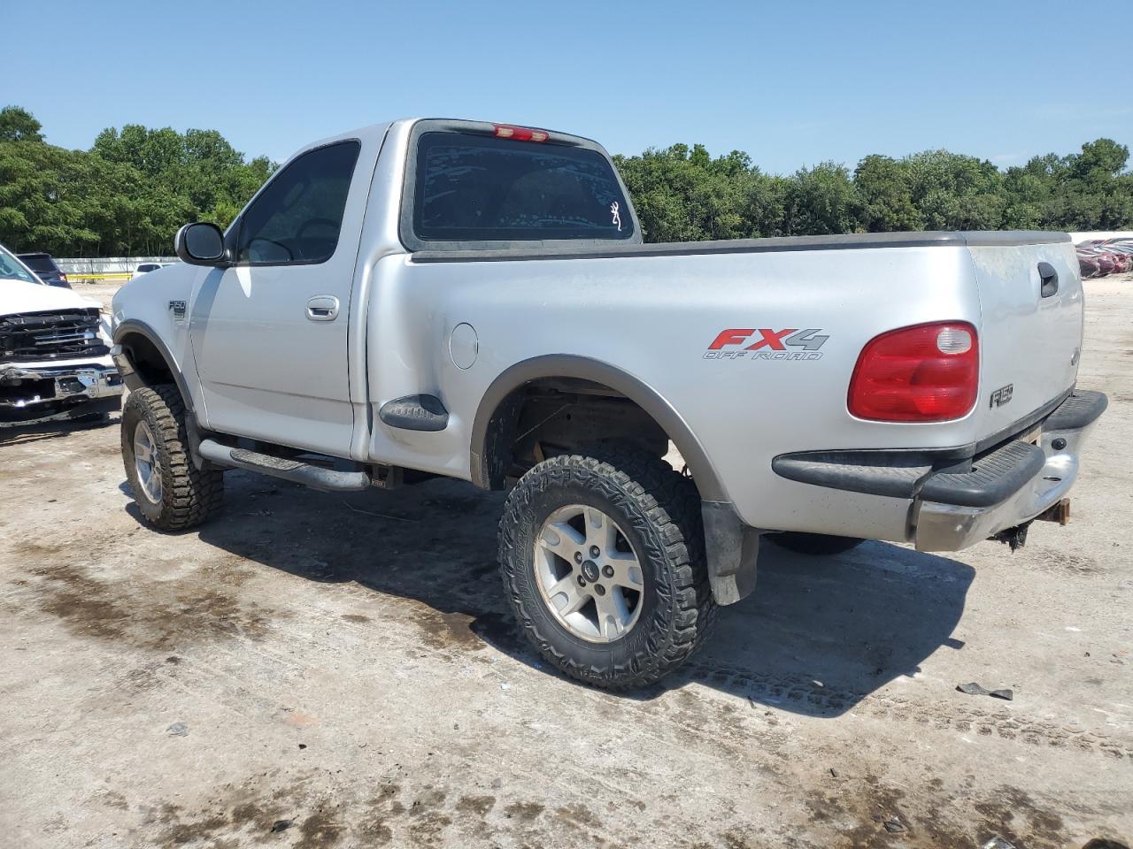 2003 Ford F150 - Image 2
