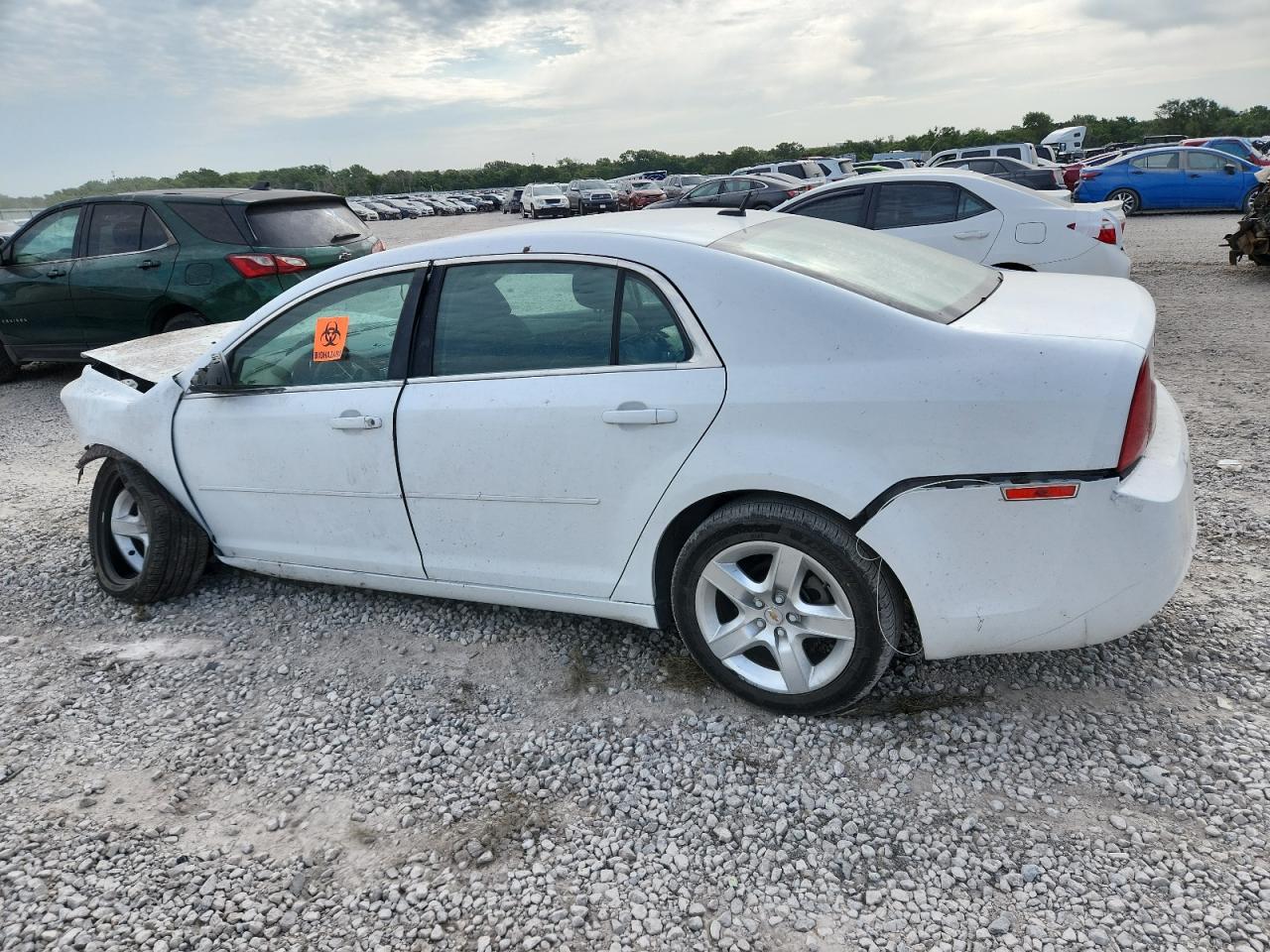 2011 Chevrolet Malibu Ls - Image 2