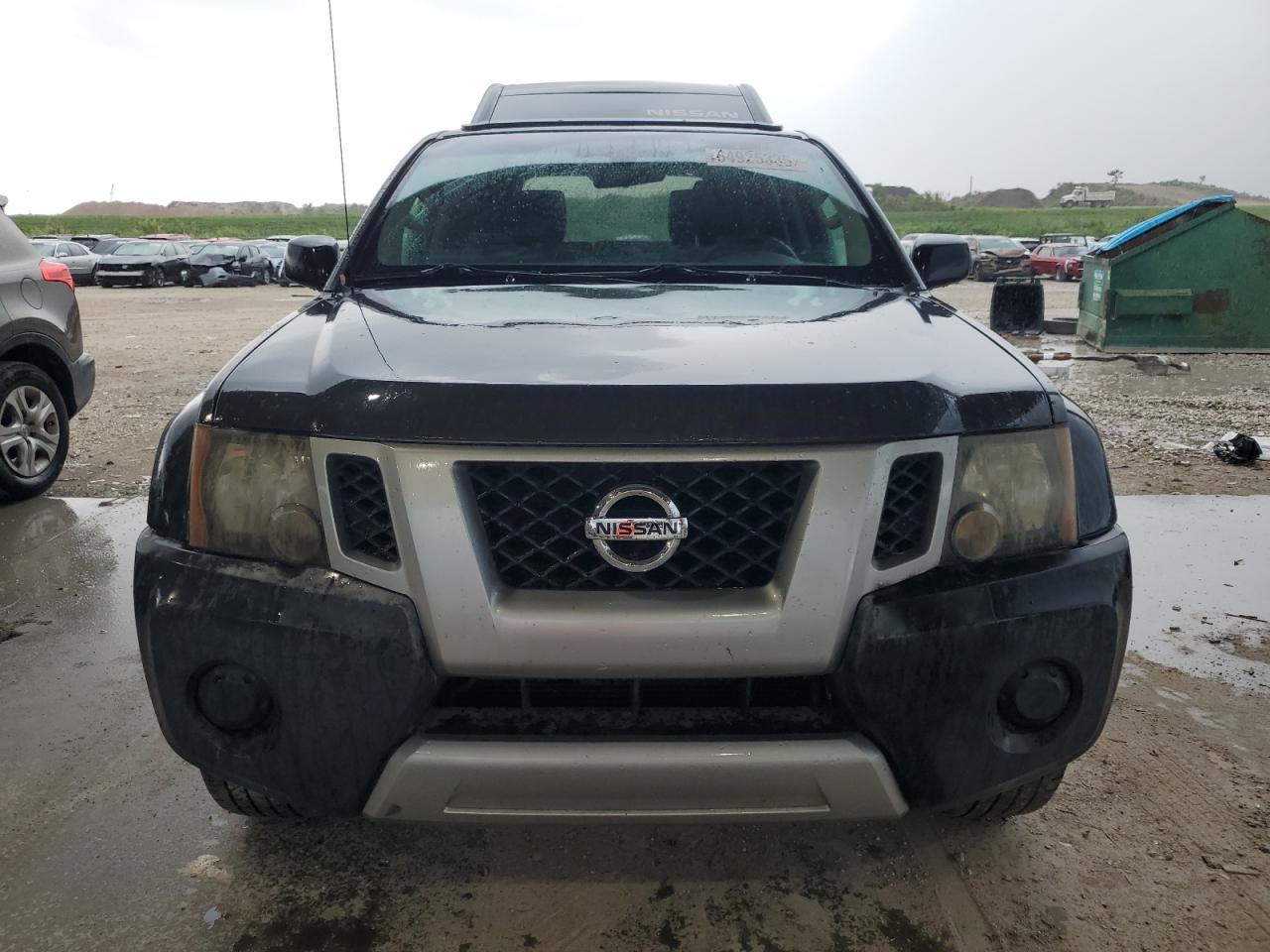 2014 Nissan Xterra X - Image 5