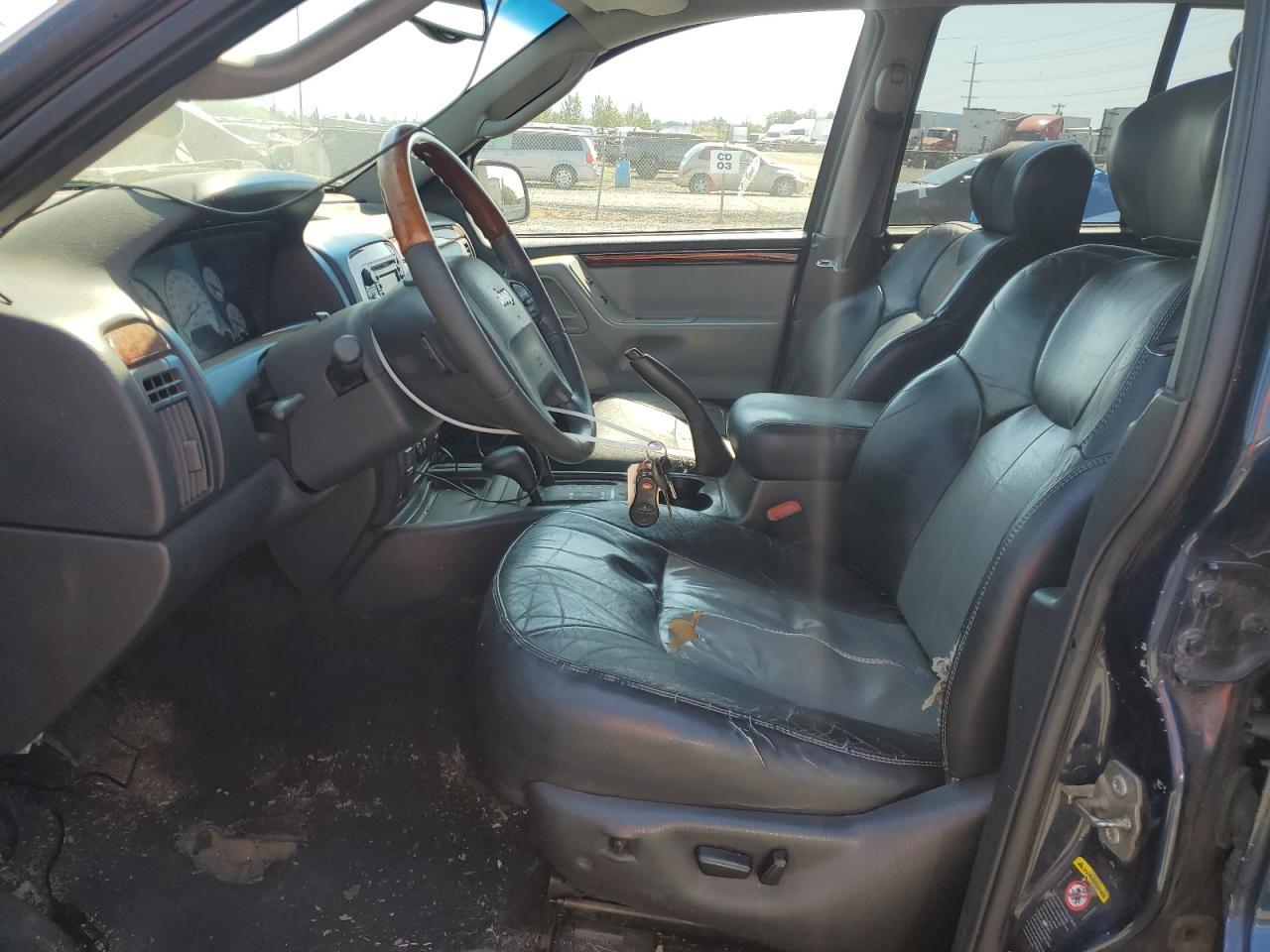 2004 Jeep Grand Cherokee Overland - Image 7