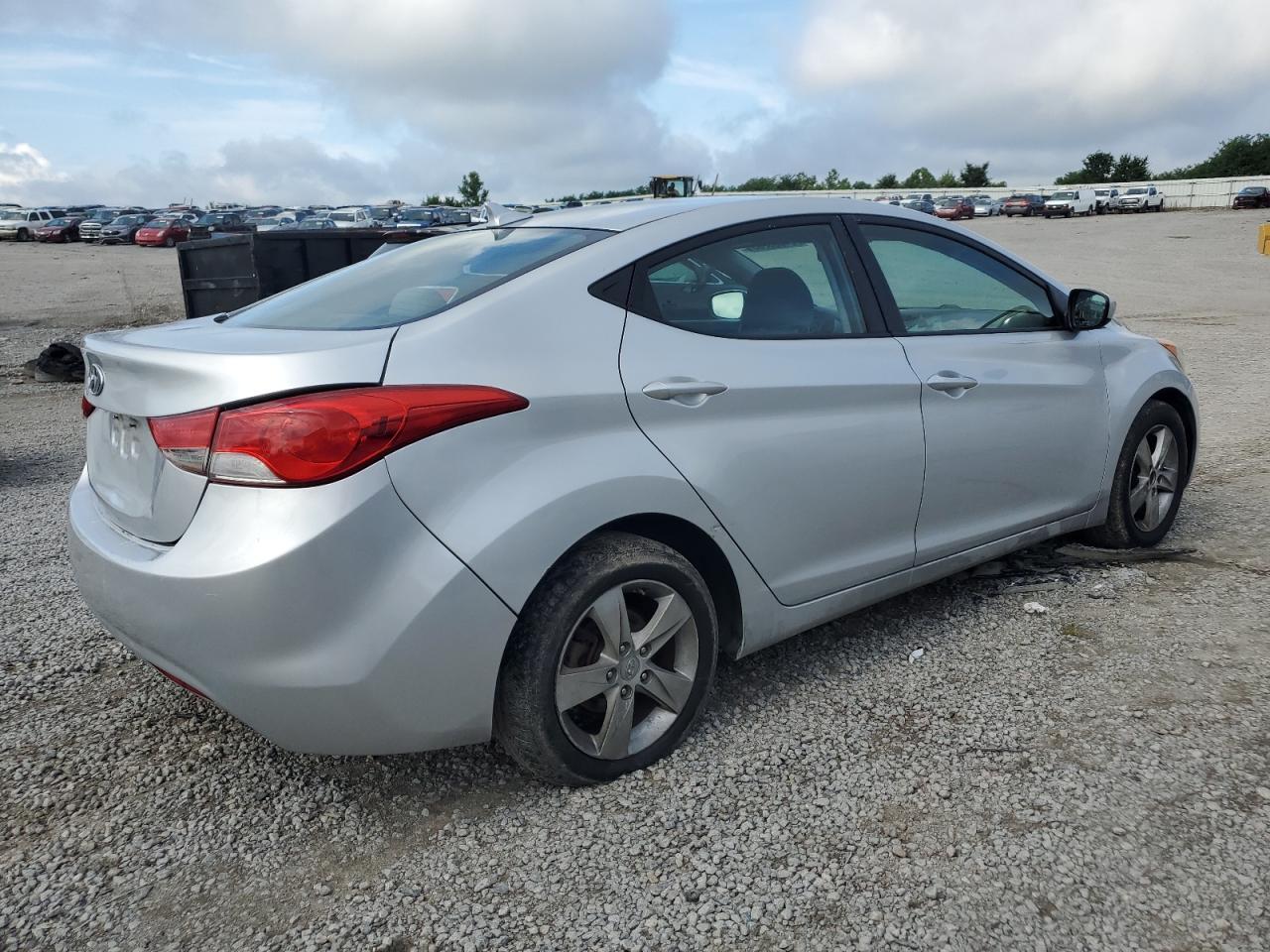 2013 Hyundai Elantra Gls - Фото 3