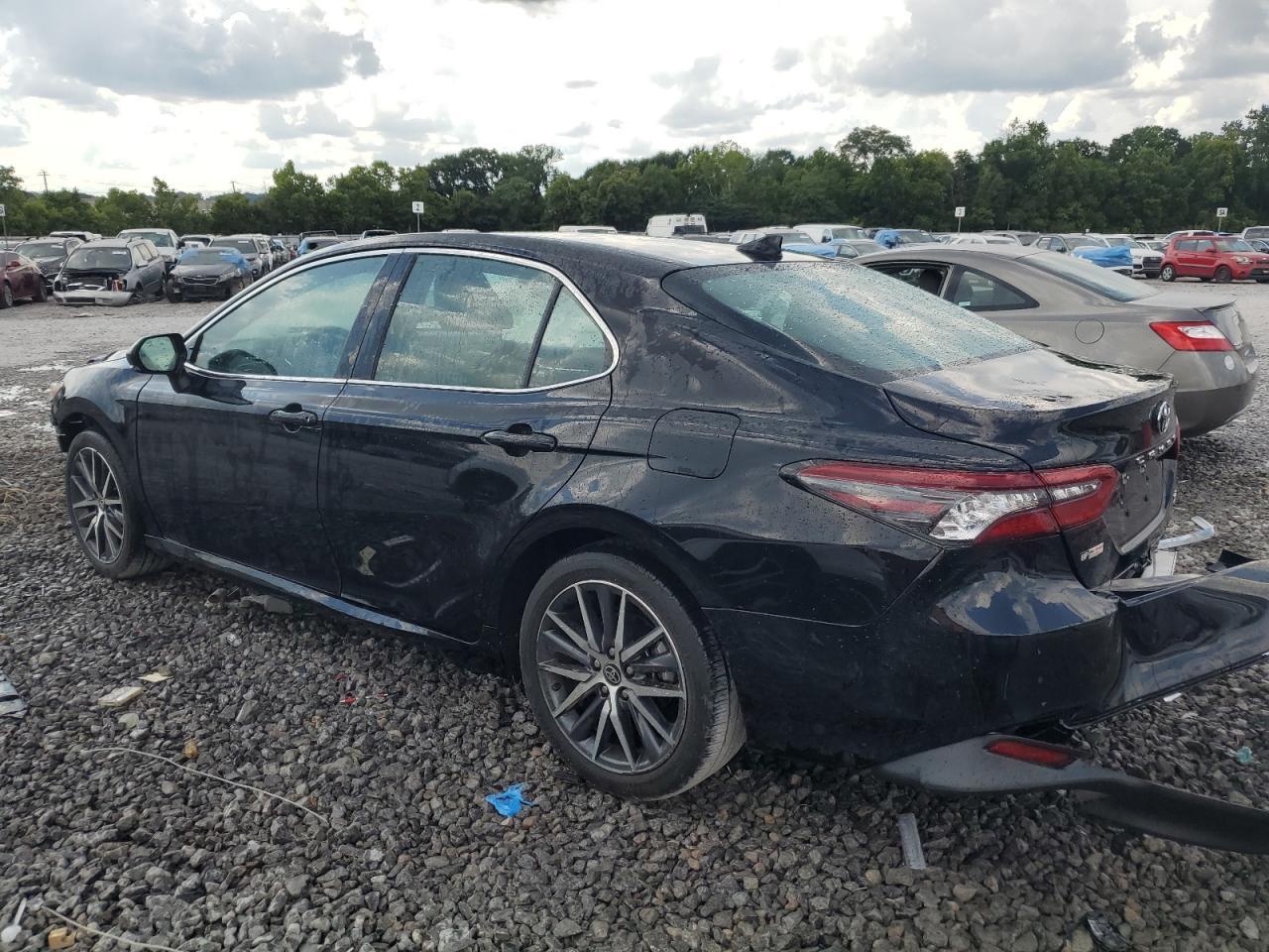 2024 Toyota Camry Xle - Image 2